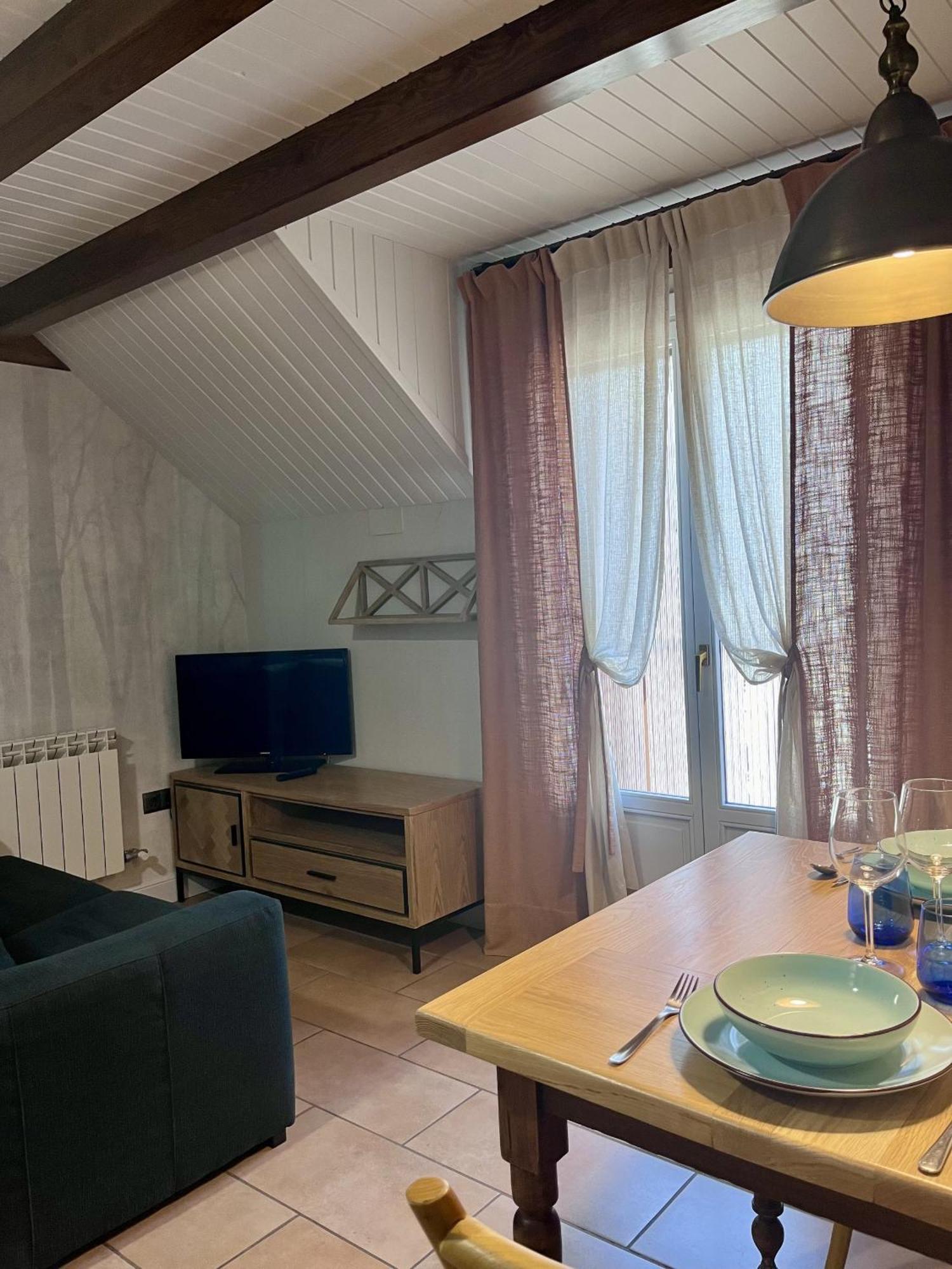 Apartamentos Blasco Tramacastilla de Tena Ngoại thất bức ảnh